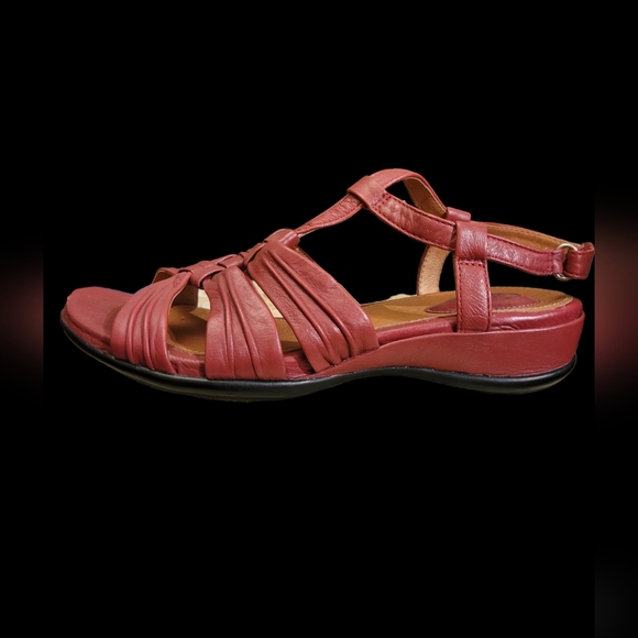 Clarks 8 Sandals Leather Burgundy - Picture 2 of 7